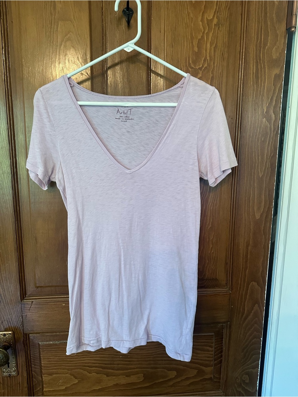 Crew artis Light Pink V-Neck Short Sleeve Tee